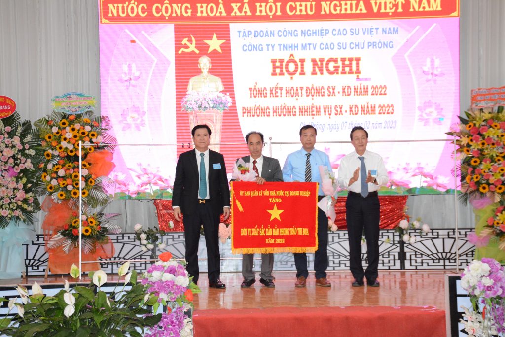 Cao su Chư Prông phát triển toàn diện và bền vững